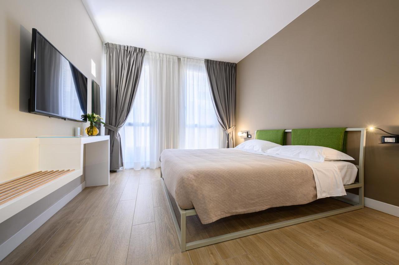 Alma 4* Napoli